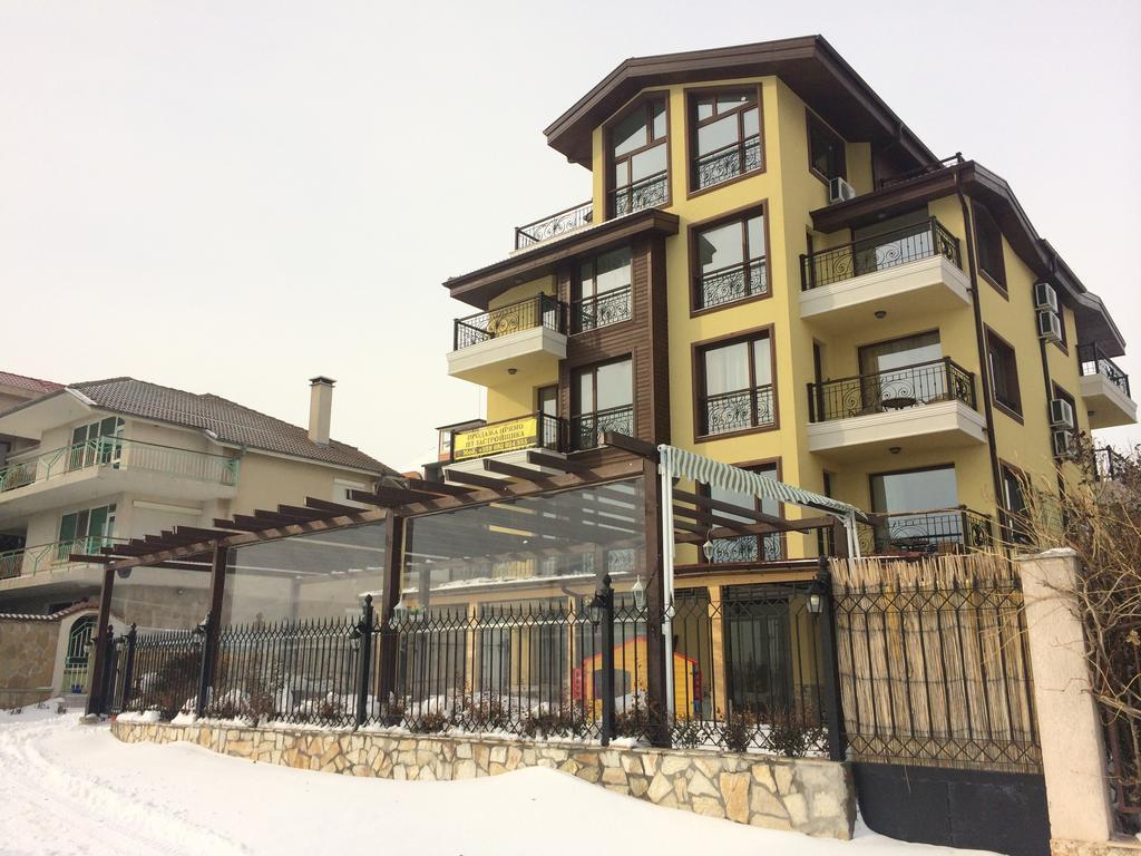 Villa Milagro Apartments Ravda Exterior photo